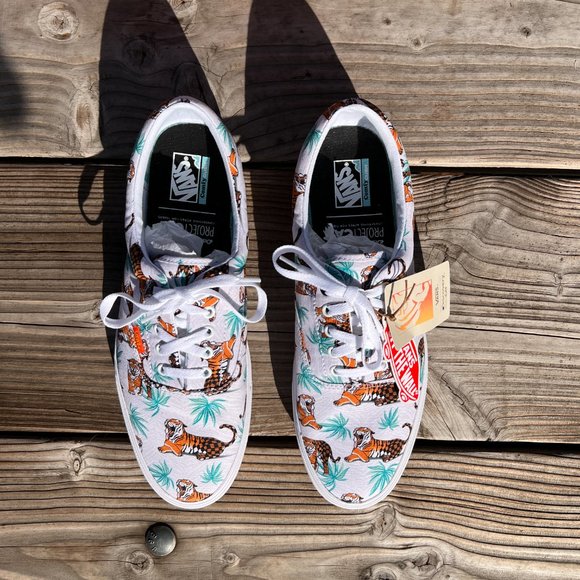 Size 13 Mens - VANS Era ComfyCush x Discovery Project CAT White - Picture 3 of 6